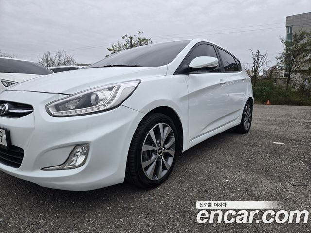 Hyundai Accent 2016 — photo 2