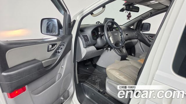 Hyundai Starex 2014 — photo 13