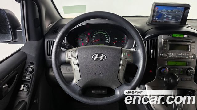 Hyundai Starex 2014 — photo 20
