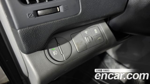Hyundai Starex 2014 — photo 30