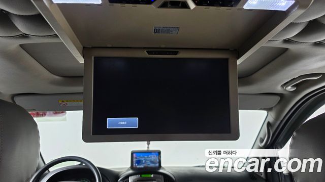 Hyundai Starex 2014 — photo 31