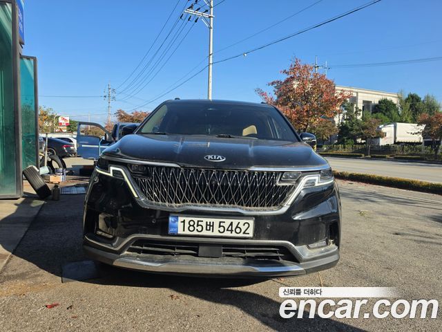 Kia Canival 2021 — photo 1