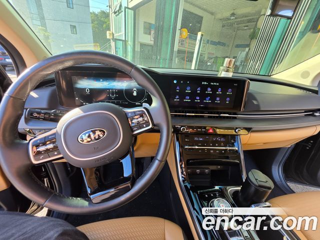 Kia Canival 2021 — photo 7