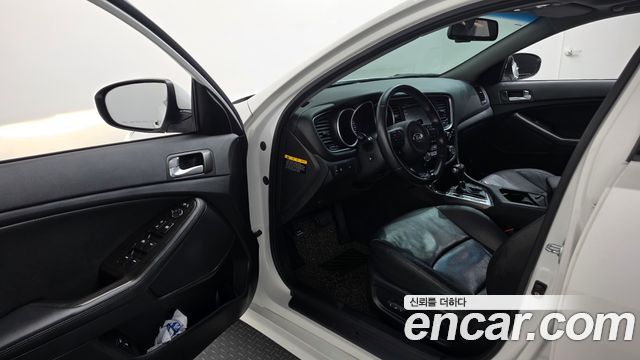 Kia K5 2015 — photo 13