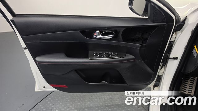 Kia K3 2020 — photo 14