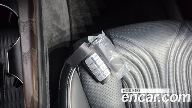 Genesis G80 2021 — photo 22