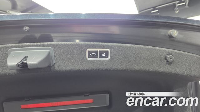 Genesis G80 2021 — photo 23