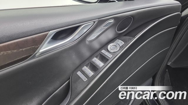 Genesis G80 2021 — photo 27