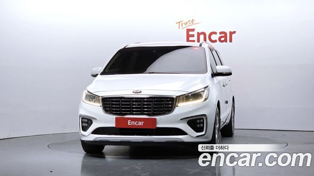 Kia Canival 2019 — photo 3