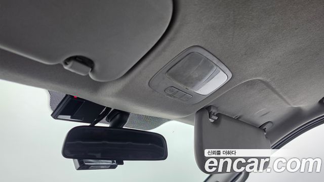 Hyundai Starex 2015 — photo 30