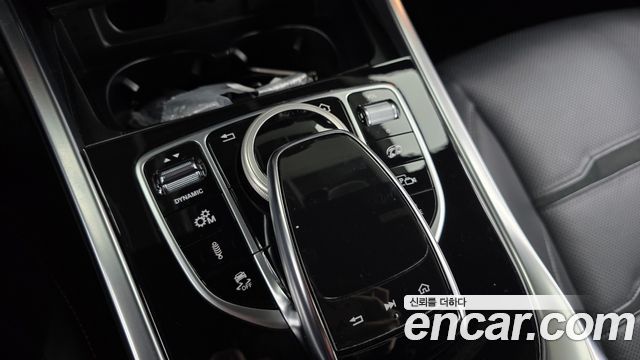 Mercedes-Benz G-Class 2021 — photo 9