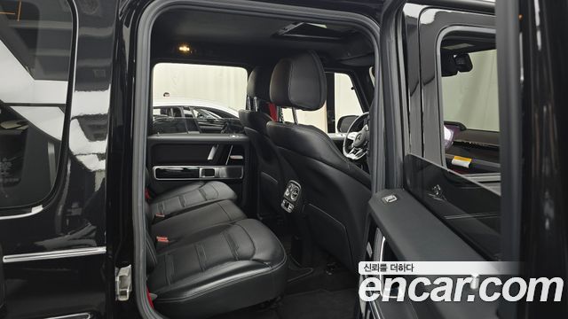 Mercedes-Benz G-Class 2021 — photo 11