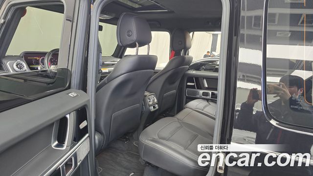 Mercedes-Benz G-Class 2021 — photo 12