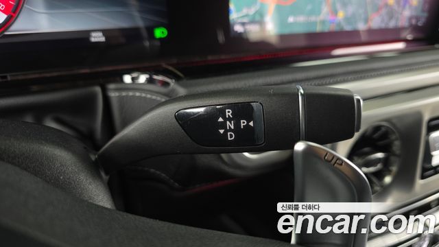 Mercedes-Benz G-Class 2021 — photo 19
