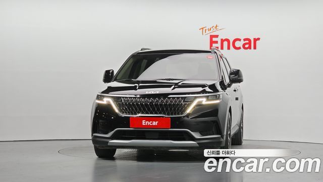 Kia Canival 2023 — photo 3
