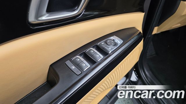 Kia Canival 2023 — photo 30
