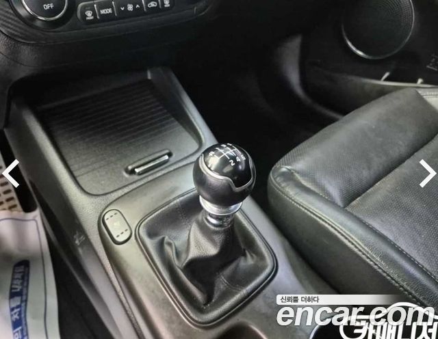 Kia K3 2015 — photo 8