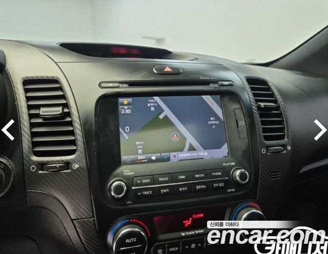 Kia K3 2015 — photo 13