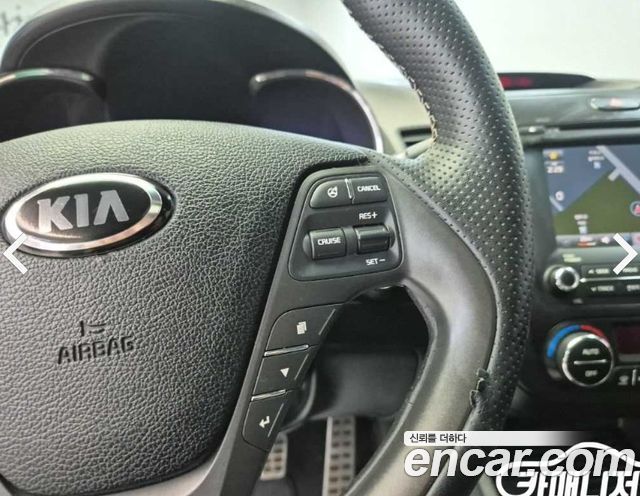 Kia K3 2015 — photo 15