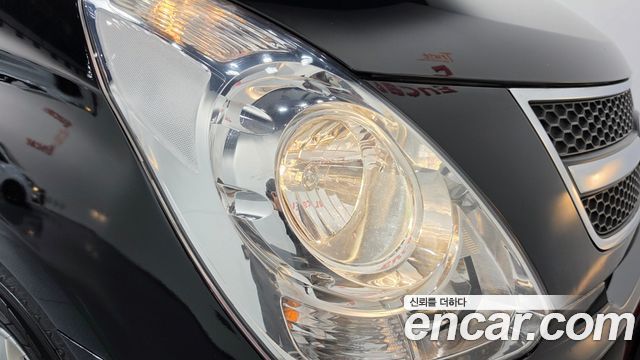 Hyundai Starex 2015 — photo 8