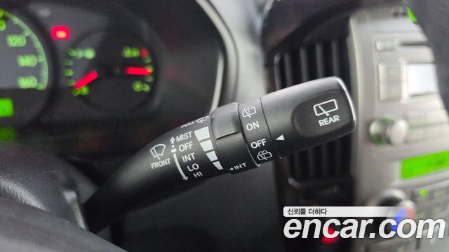 Hyundai Starex 2015 — photo 28