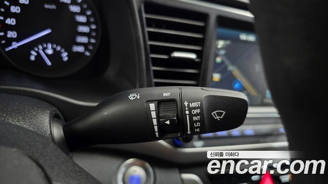 Hyundai AVANTE 2018 — photo 26