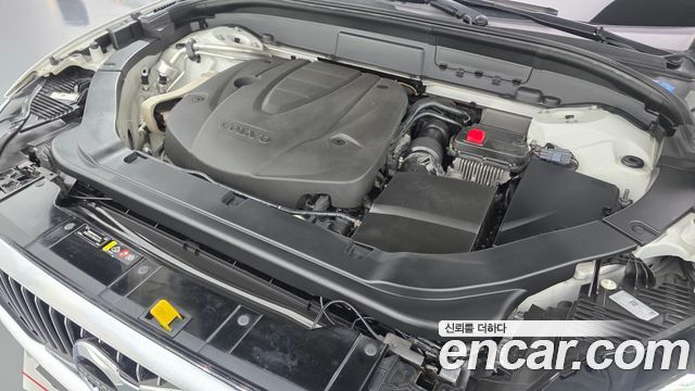 Volvo XC60 2020 — photo 6