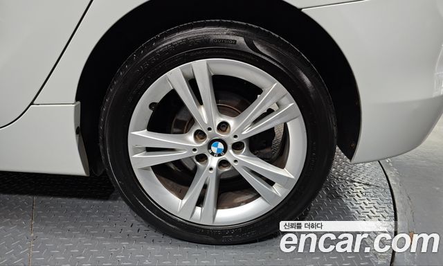 BMW 2-Series 2015 — photo 7