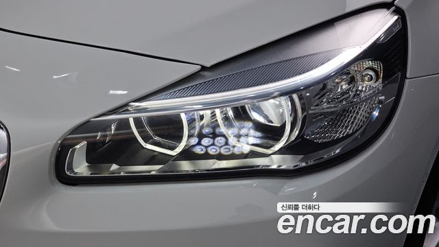 BMW 2-Series 2015 — photo 8