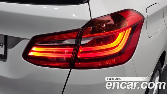BMW 2-Series 2015 — photo 9