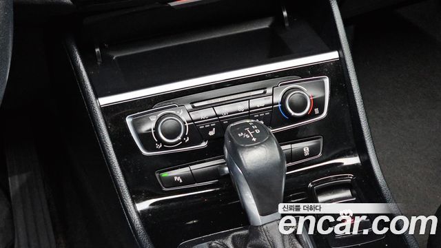 BMW 2-Series 2015 — photo 30