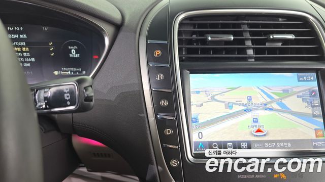 Lincoln Nautilus 2020 — photo 12