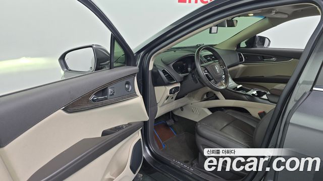 Lincoln Nautilus 2020 — photo 13