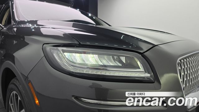 Lincoln Nautilus 2020 — photo 8