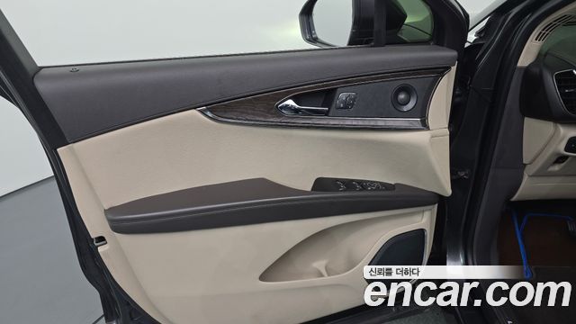 Lincoln Nautilus 2020 — photo 14