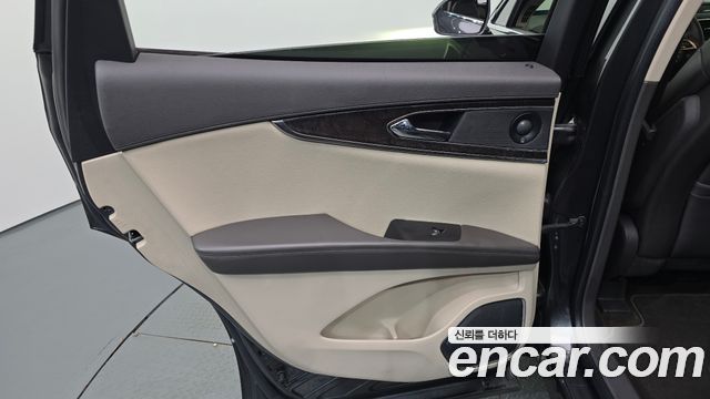 Lincoln Nautilus 2020 — photo 15