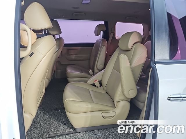Kia Canival 2019 — photo 12