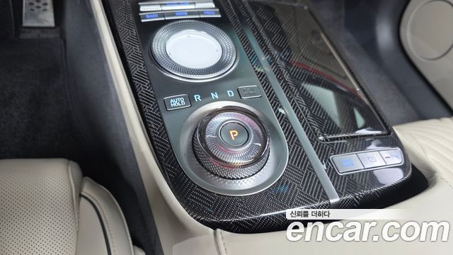 Genesis G80 2022 — photo 12