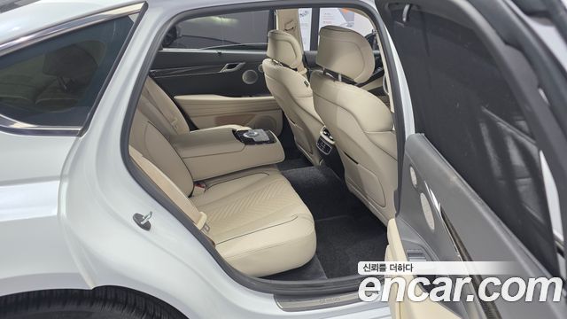 Genesis G80 2022 — photo 18