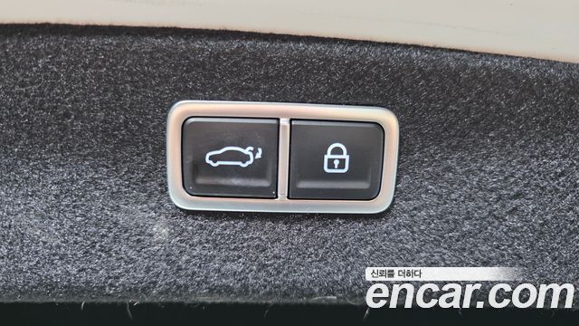 Genesis G80 2022 — photo 26