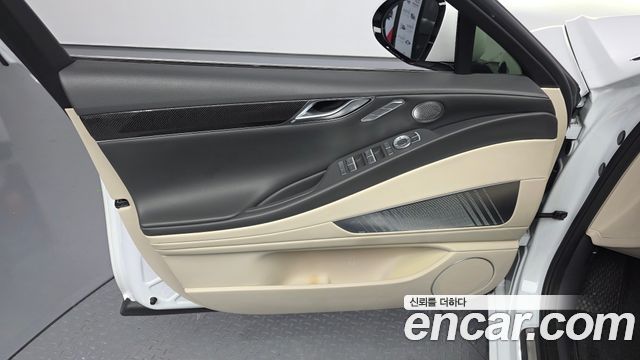 Genesis G80 2022 — photo 14