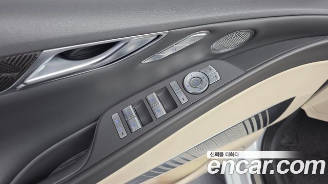 Genesis G80 2022 — photo 34