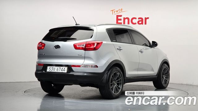Kia Sportage 2011 — photo 2