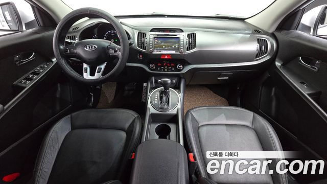 Kia Sportage 2011 — photo 7