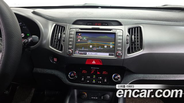 Kia Sportage 2011 — photo 13