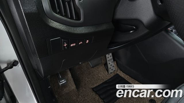 Kia Sportage 2011 — photo 19