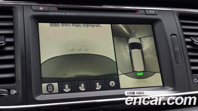 Kia Canival 2016 — photo 21