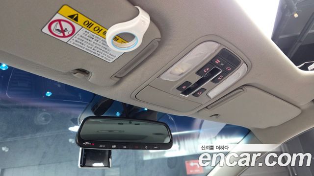Kia Canival 2016 — photo 29