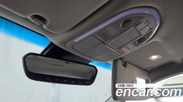 Genesis G70 2020 — photo 23