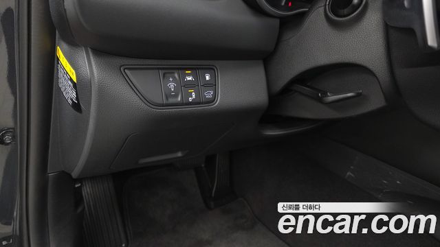 Genesis G70 2020 — photo 24